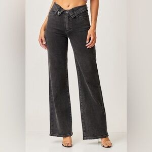Stylish Charcoal Wide-Leg Jeans for Women
